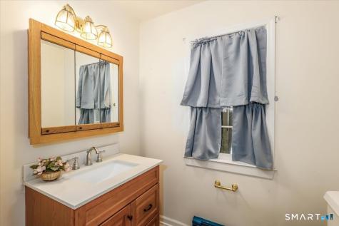 20 Dick Finn Road New Fairfield CT 06812