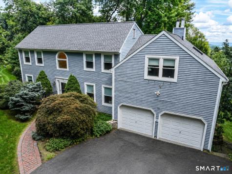 20 Dick Finn Road New Fairfield CT 06812