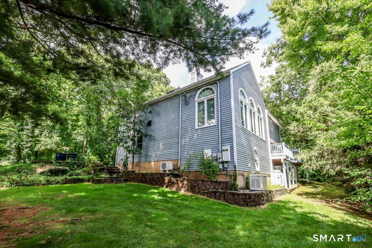 20 Dick Finn Road New Fairfield CT 06812