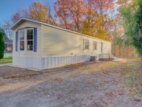 932 Long Cove Road Ledyard CT 06335