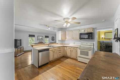 90 Toilsome Hill Road Fairfield CT 06825