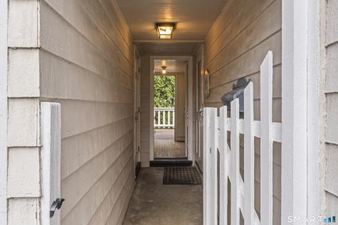 90 Toilsome Hill Road Fairfield CT 06825