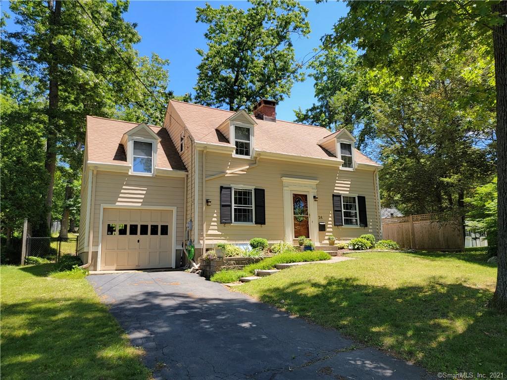 24 Leominster Road Bristol CT 06010
