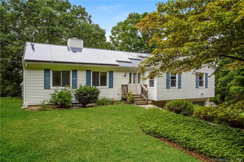 35 Canterbury Road New Milford CT 06776