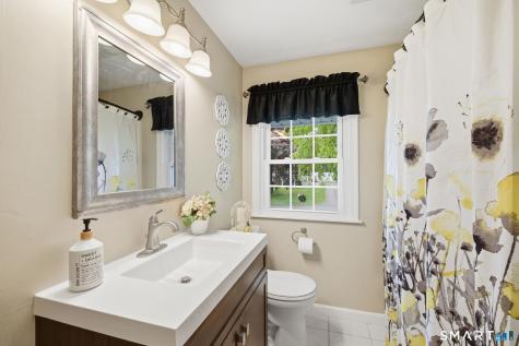 7 Stardust Drive Enfield CT 06082
