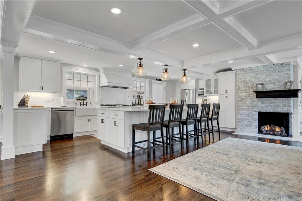 2222 Ridge Road North Haven CT 06473
