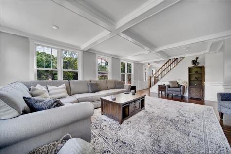 2222 Ridge Road North Haven CT 06473