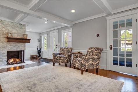 2222 Ridge Road North Haven CT 06473