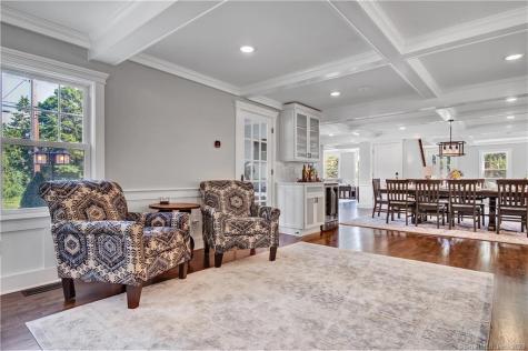 2222 Ridge Road North Haven CT 06473