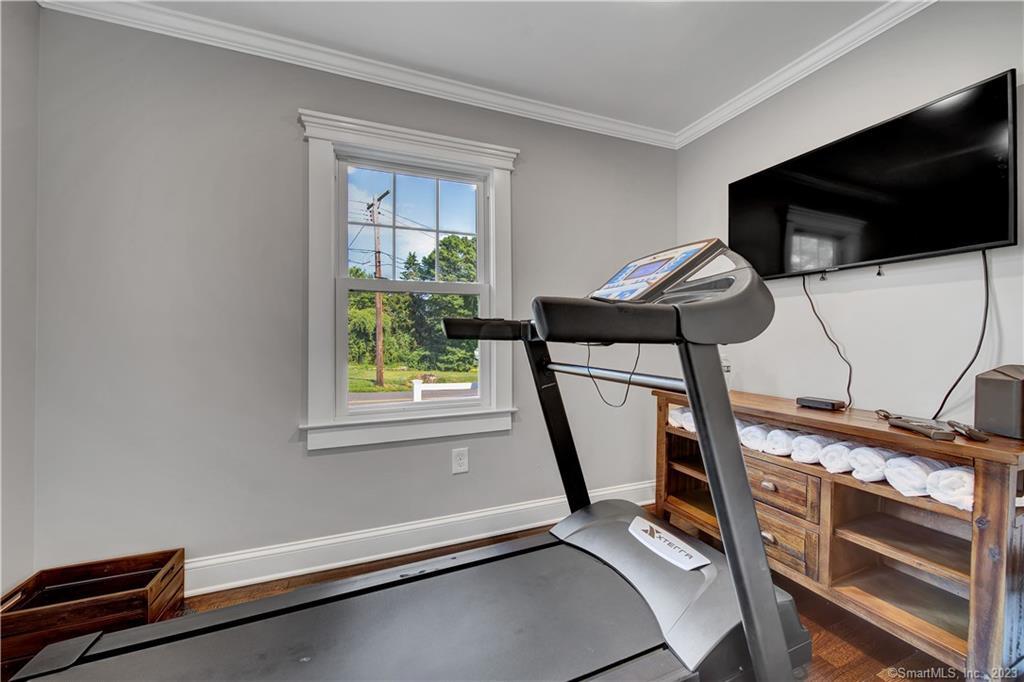 2222 Ridge Road North Haven CT 06473