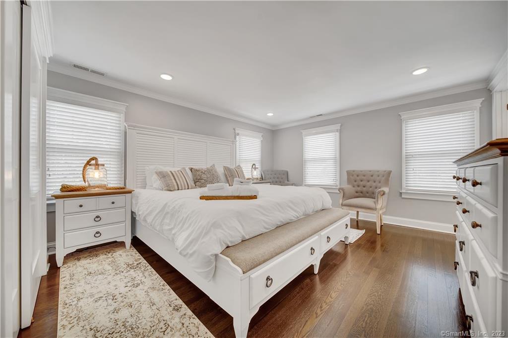 2222 Ridge Road North Haven CT 06473