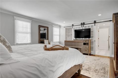 2222 Ridge Road North Haven CT 06473