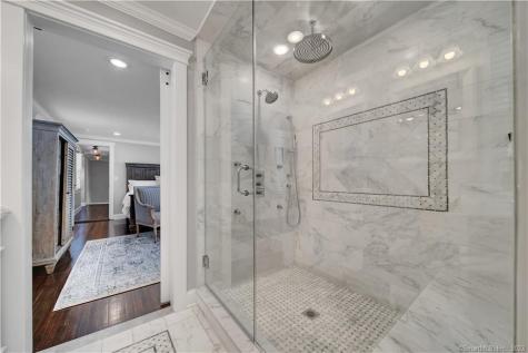 2222 Ridge Road North Haven CT 06473
