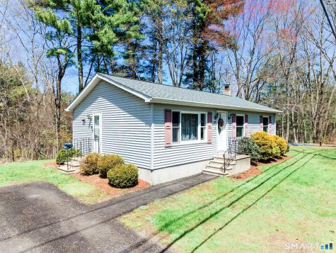 199 Mashentuck Road Killingly CT 06239