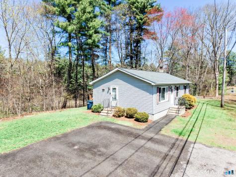 199 Mashentuck Road Killingly CT 06239