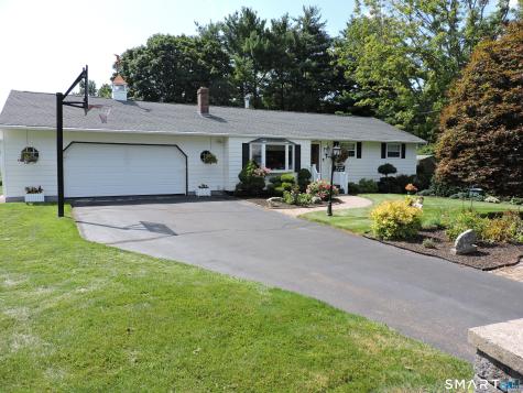 52 Pine Knob Drive South Windsor CT 06074