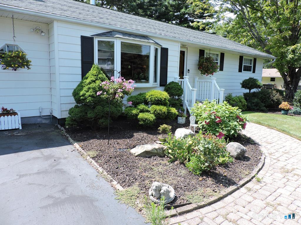 52 Pine Knob Drive South Windsor CT 06074
