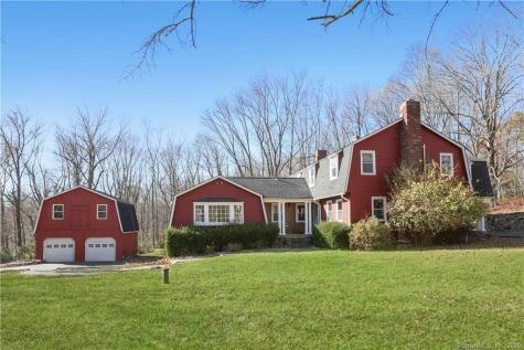 42 Lamppost Drive Redding CT 06896