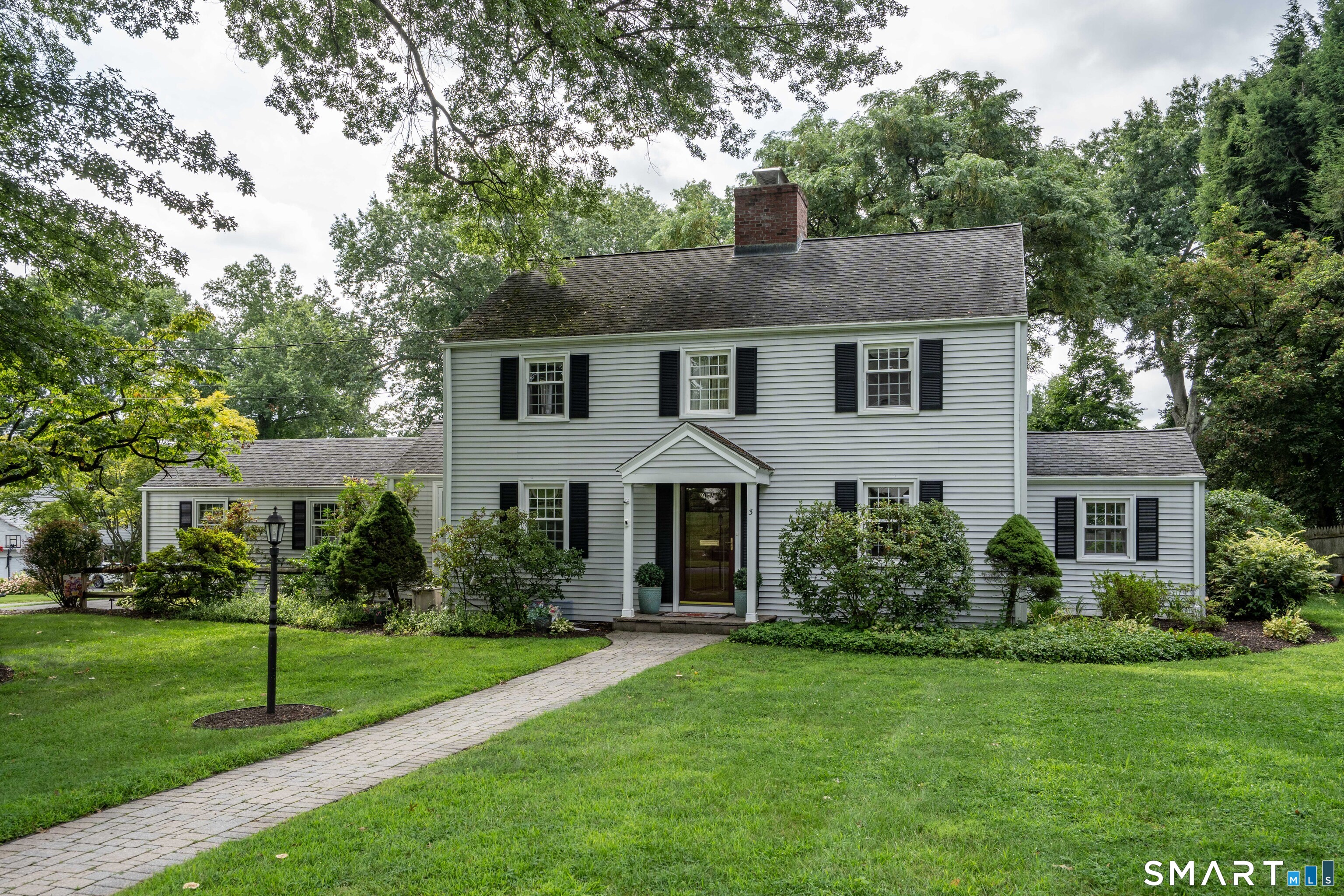 3 Braintree Drive West Hartford CT 06117