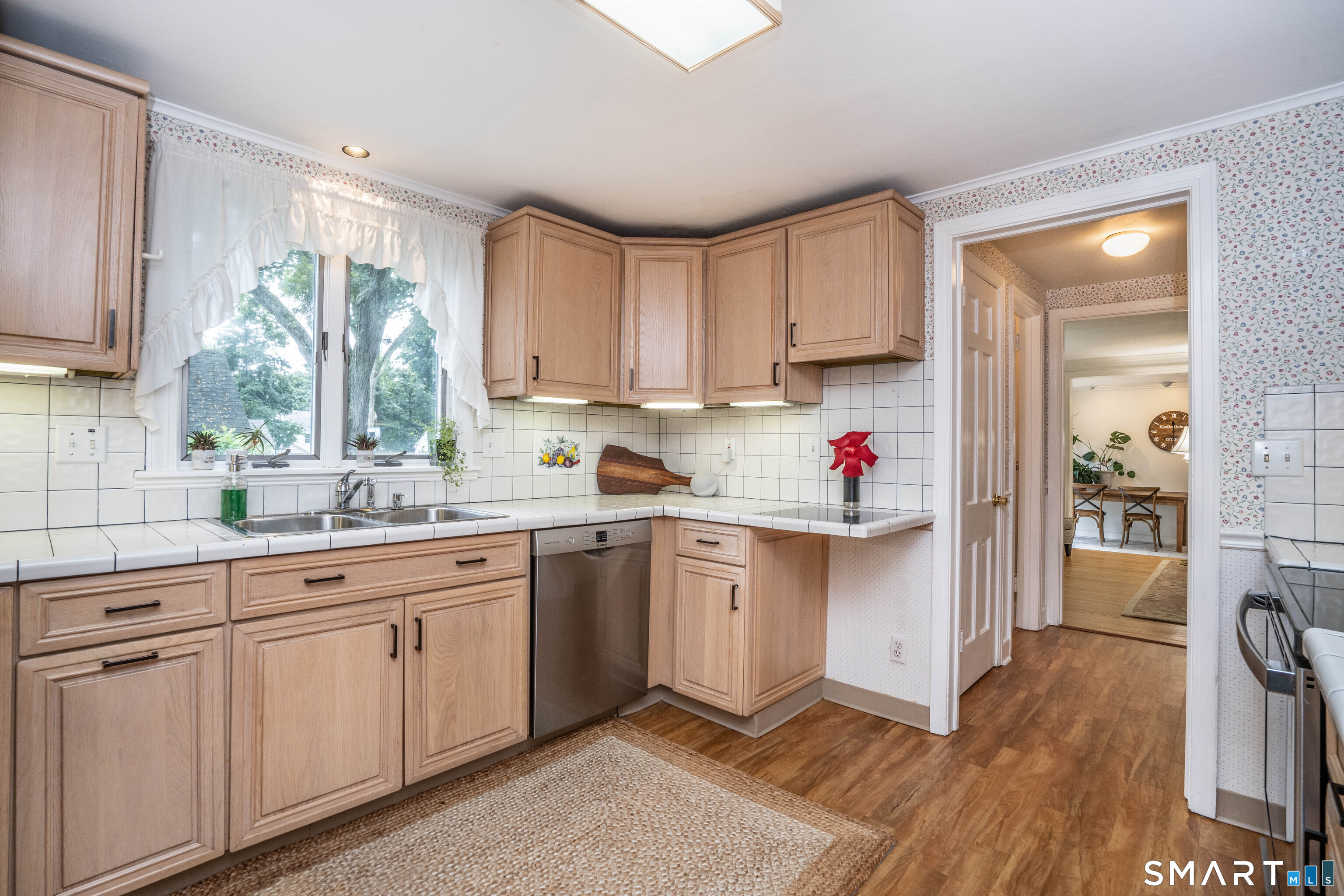 3 Braintree Drive West Hartford CT 06117