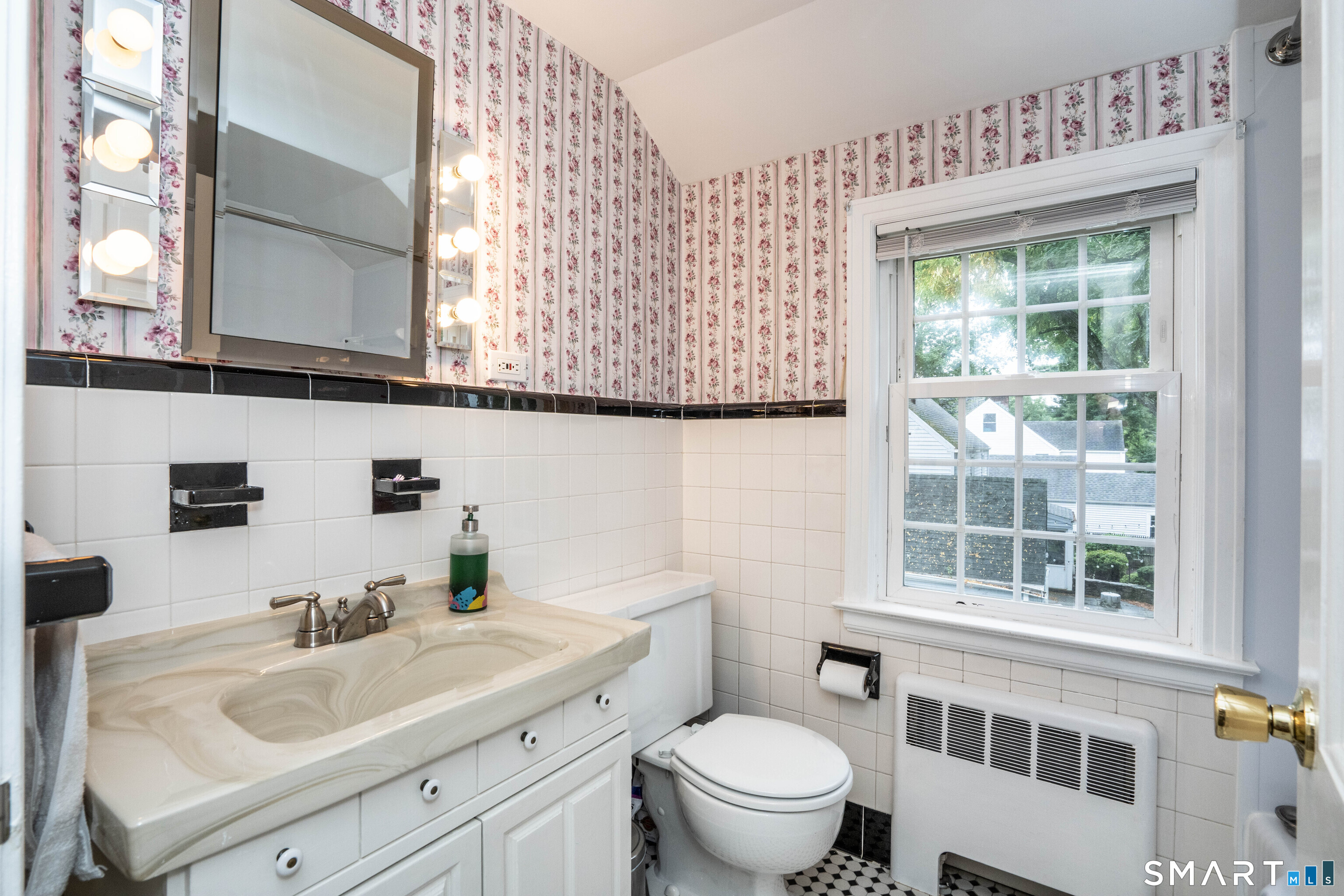 3 Braintree Drive West Hartford CT 06117