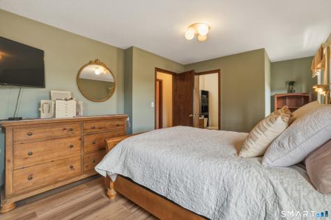 2 Clifford Terrace New Haven CT 06512