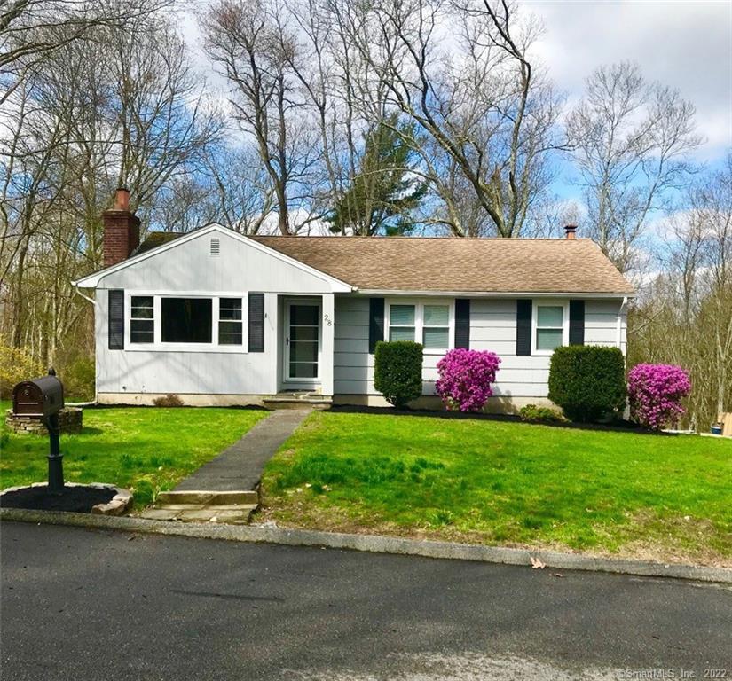28 Sunset Avenue Ledyard CT 06339