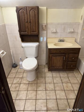 571 River Road Shelton CT 06484