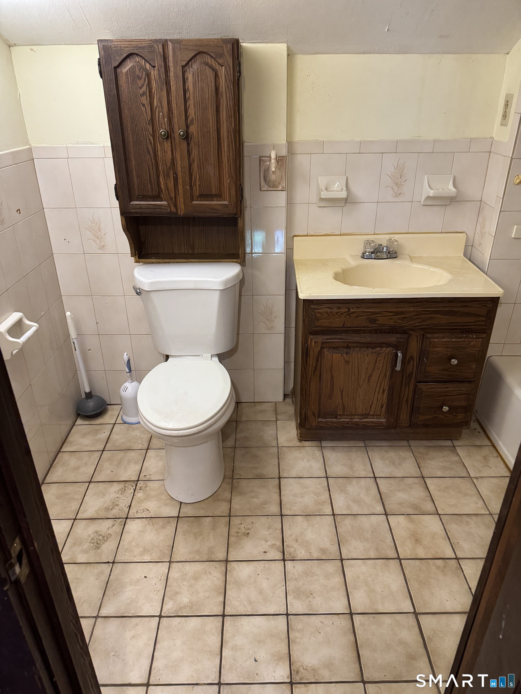 571 River Road Shelton CT 06484