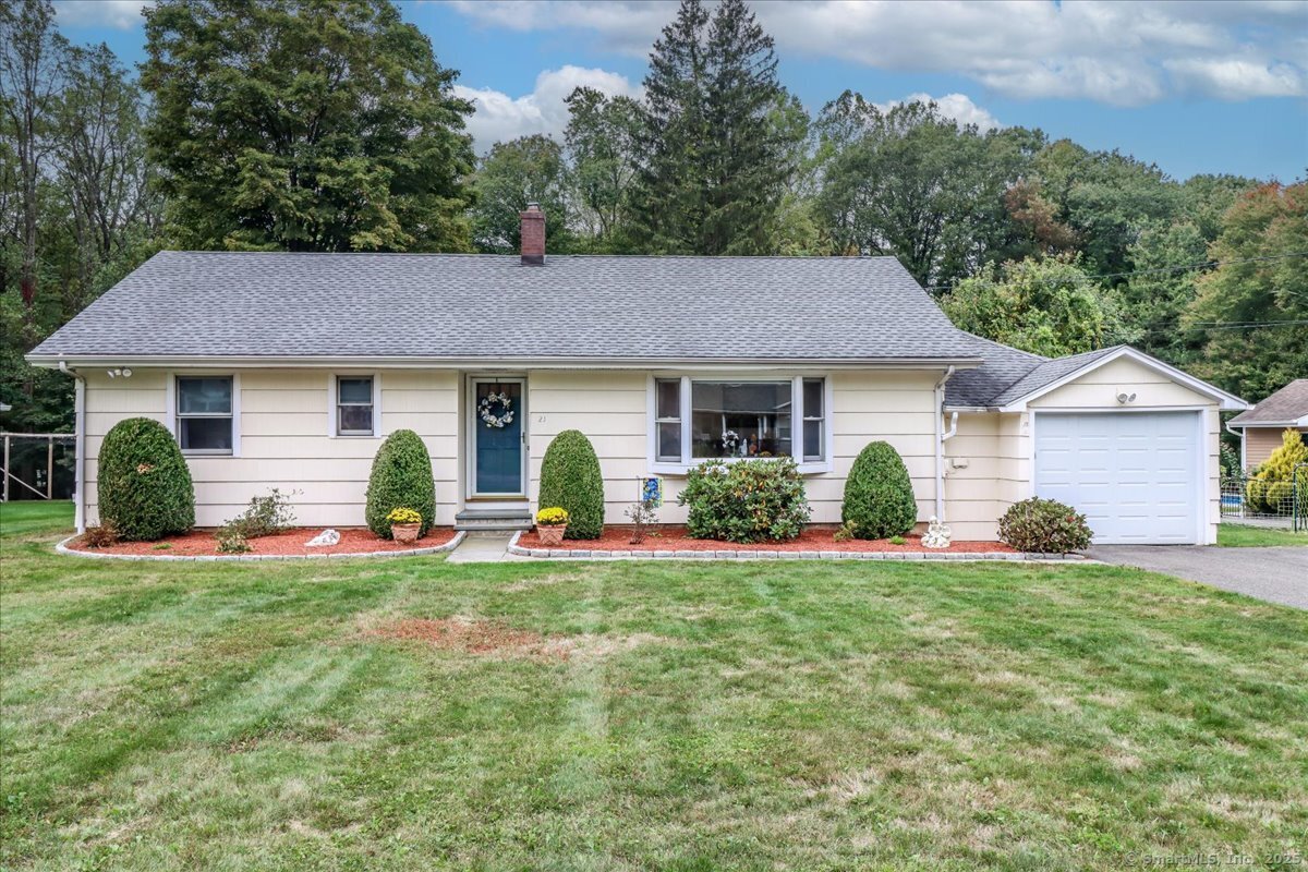21 Sally Ann Drive Trumbull CT 06611