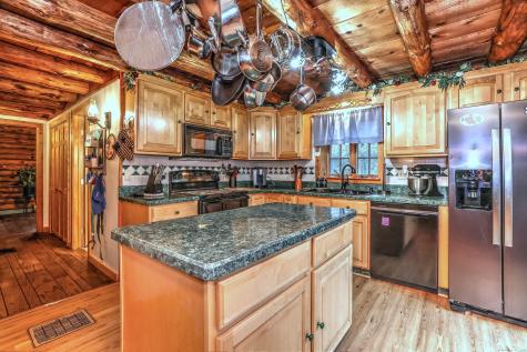 89 Norwich Salem Turnpike Montville CT 06370