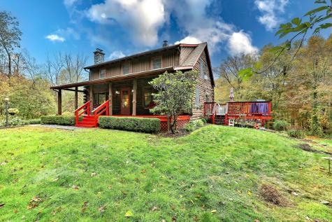 89 Norwich Salem Turnpike Montville CT 06370