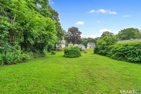 124 Hunt Lane East Haven CT 06512