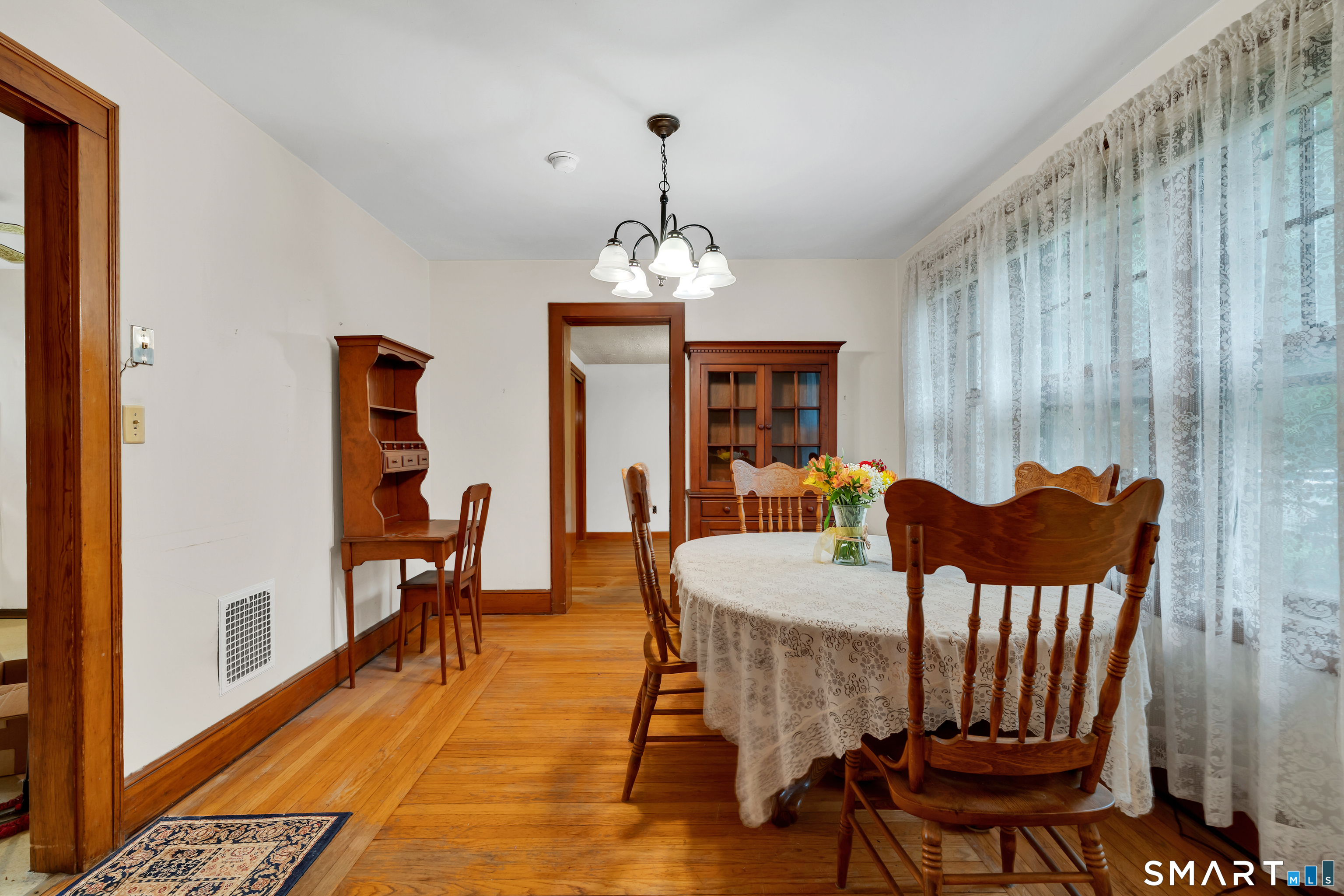 124 Hunt Lane East Haven CT 06512