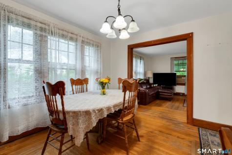 124 Hunt Lane East Haven CT 06512