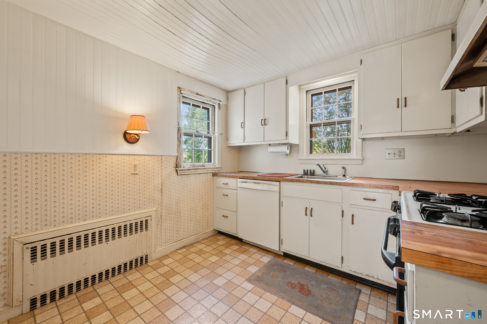 12 Greenhurst Road West Hartford CT 06107