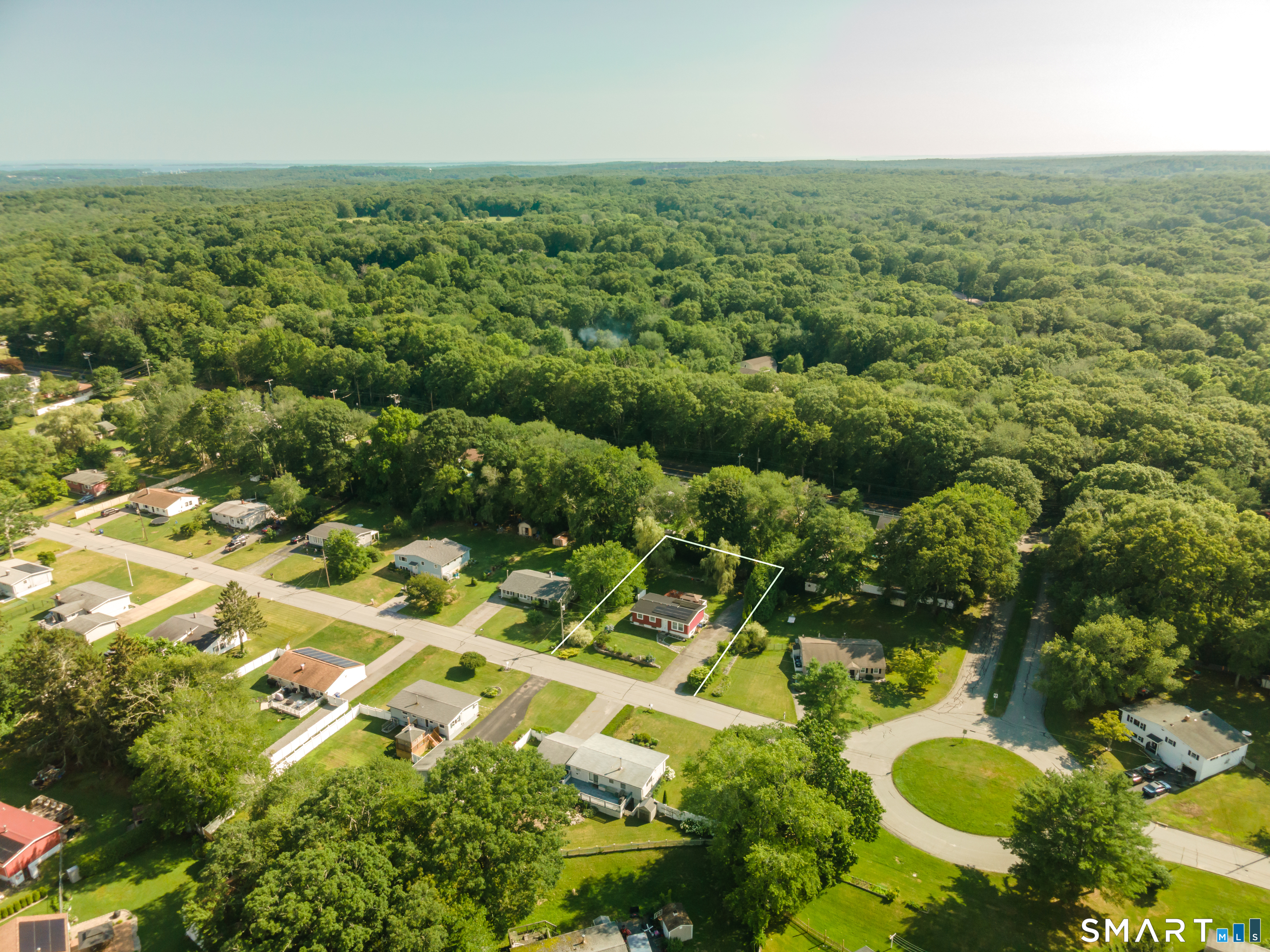 17 Meeting House Lane Ledyard CT 06339