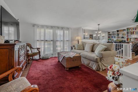 17 Meeting House Lane Ledyard CT 06339