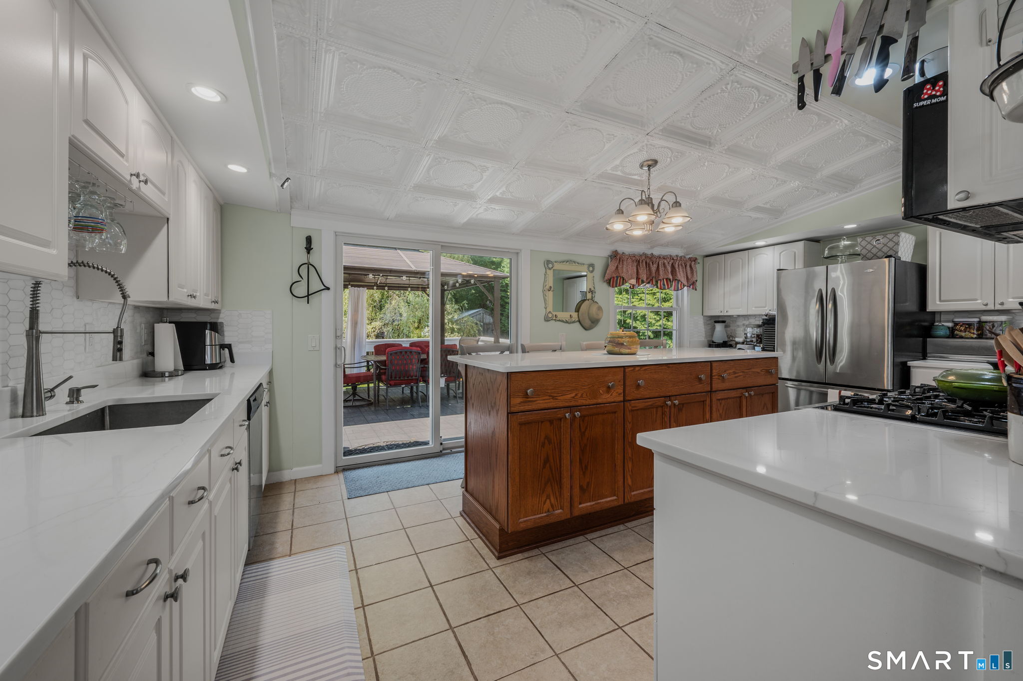 17 Meeting House Lane Ledyard CT 06339