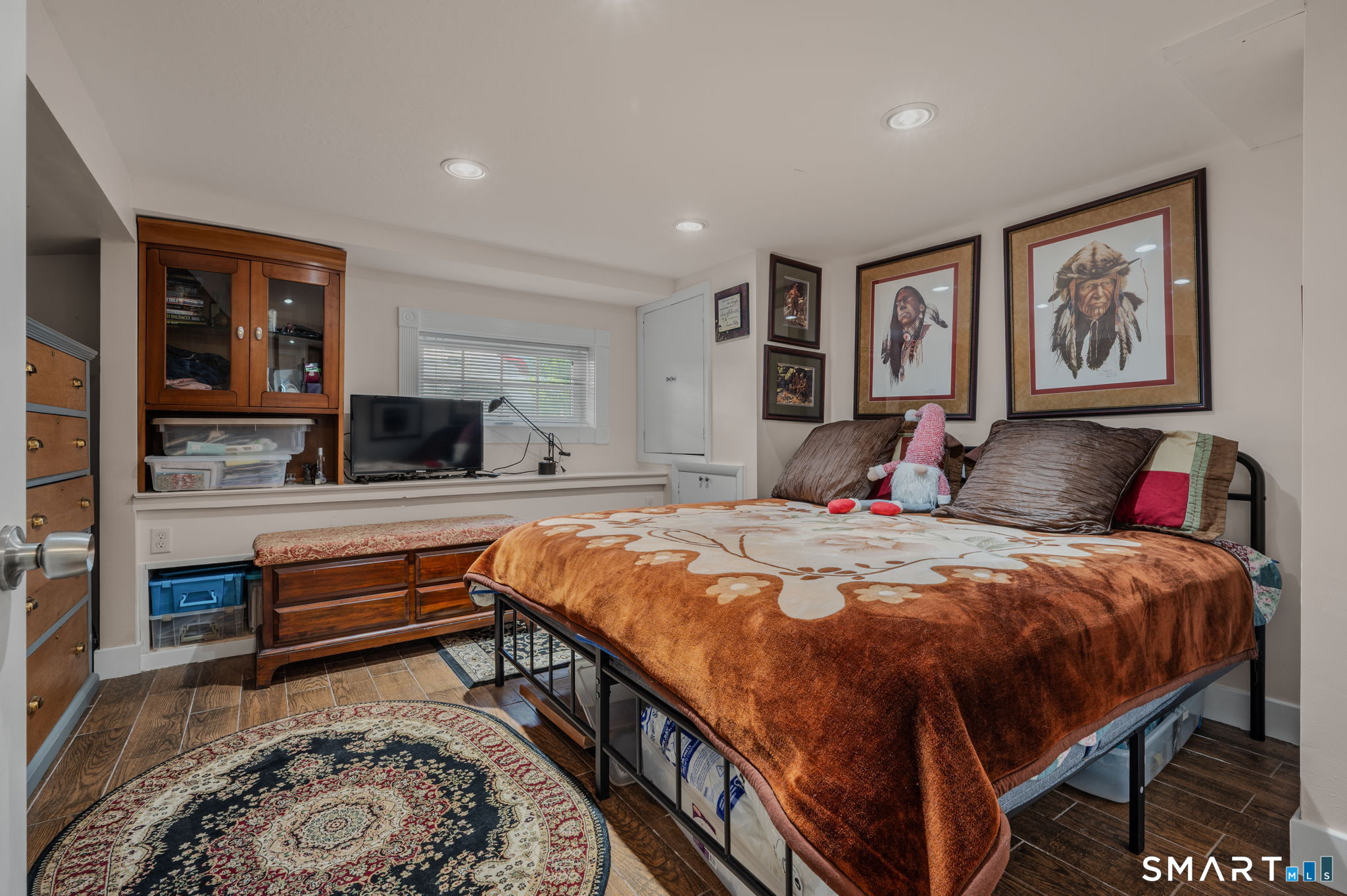 17 Meeting House Lane Ledyard CT 06339