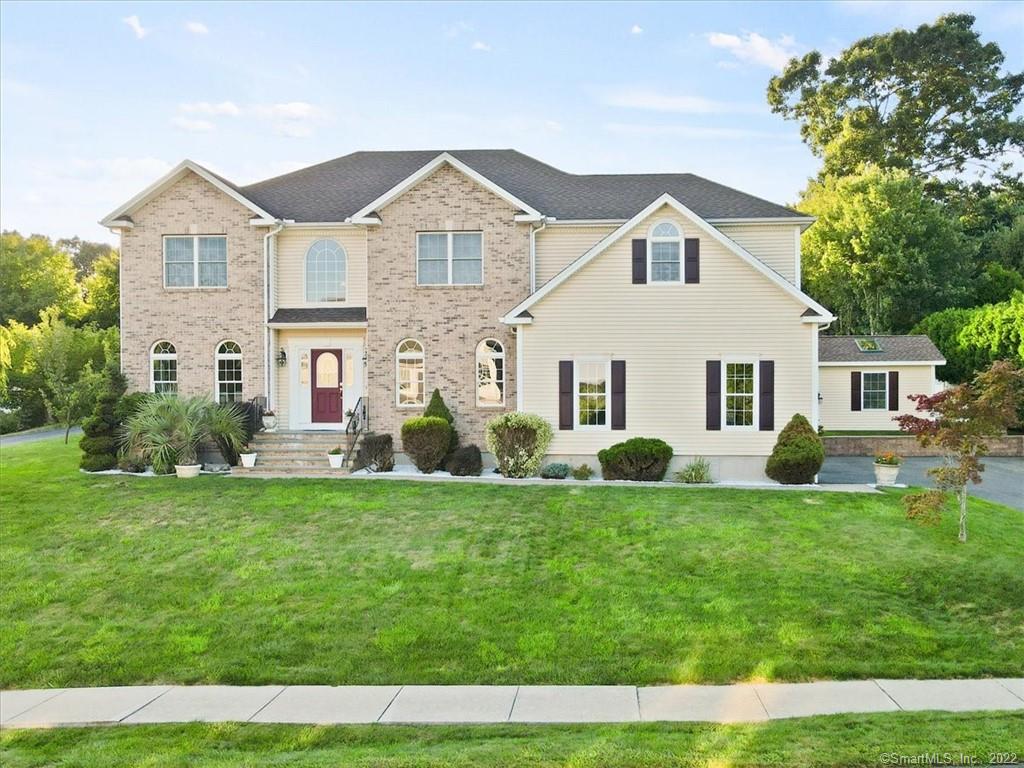 14 Sovereign Ridge Cromwell CT 06416