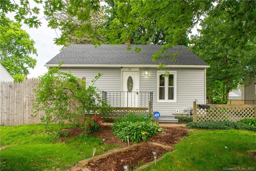 82 Washington Avenue East Hartford CT 06118