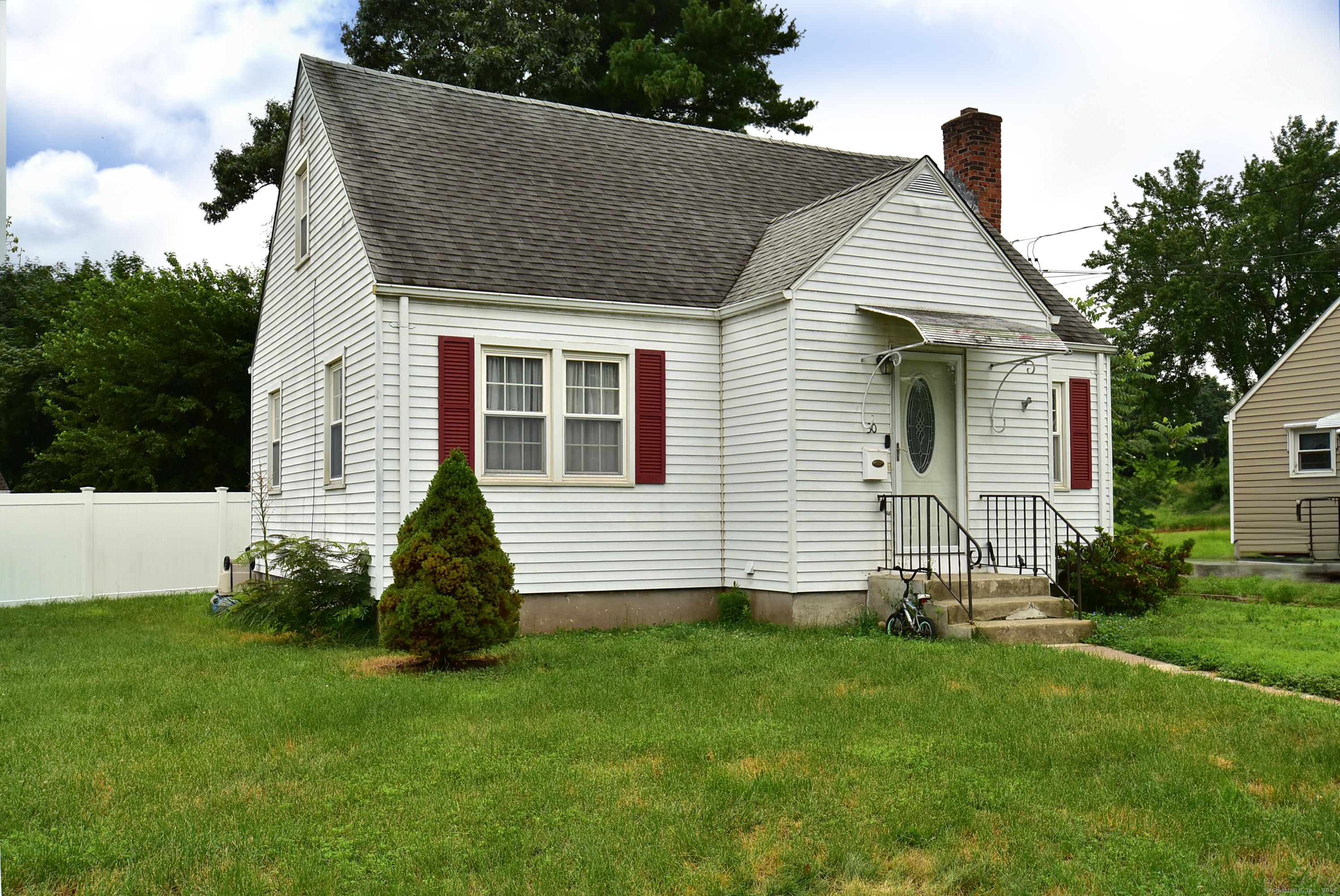 30 Foxcroft Drive Manchester CT 06040