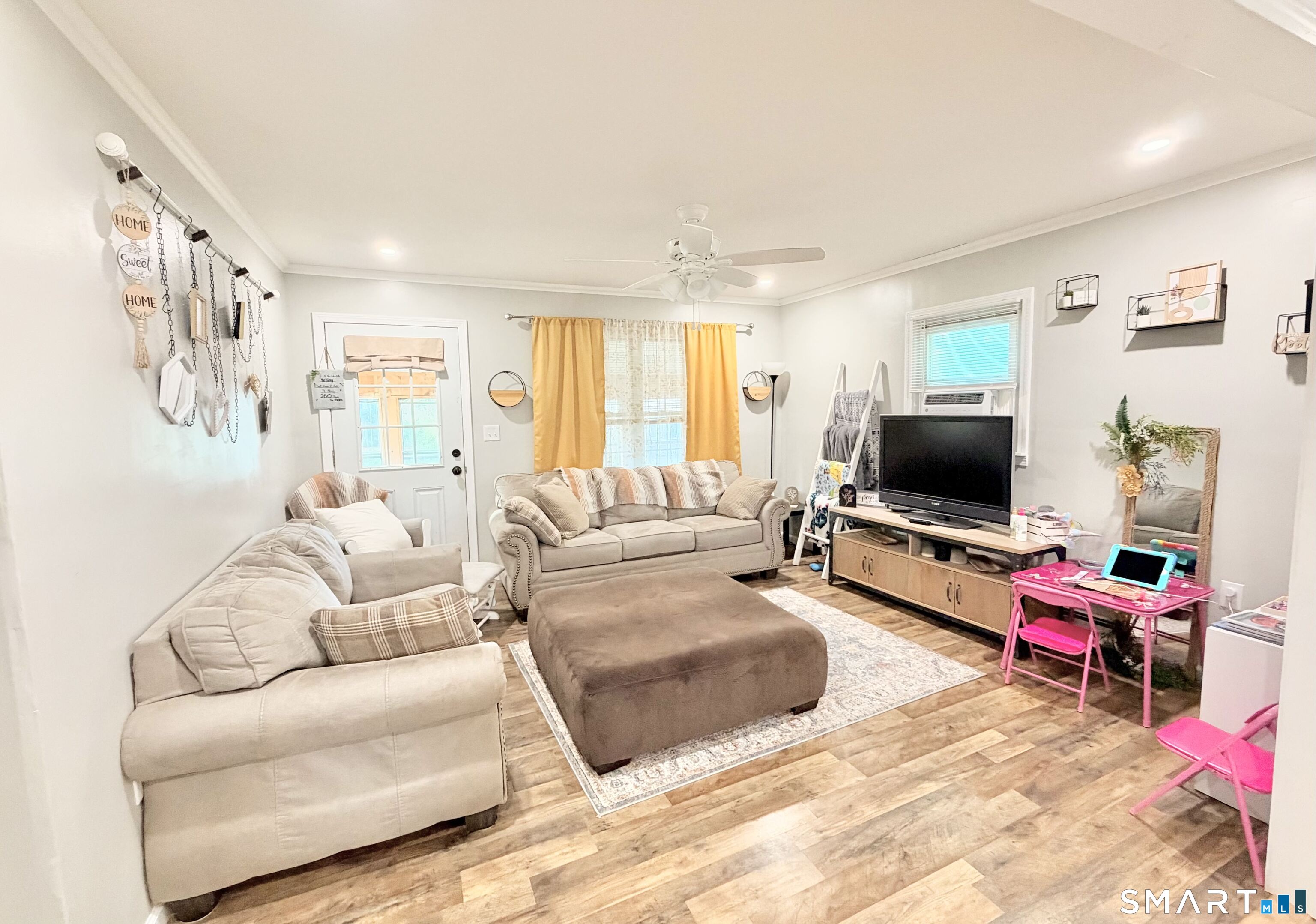 24 Woodcrest Drive Griswold CT 06351
