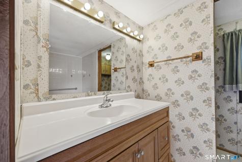 325 Kelly Road Vernon CT 06066