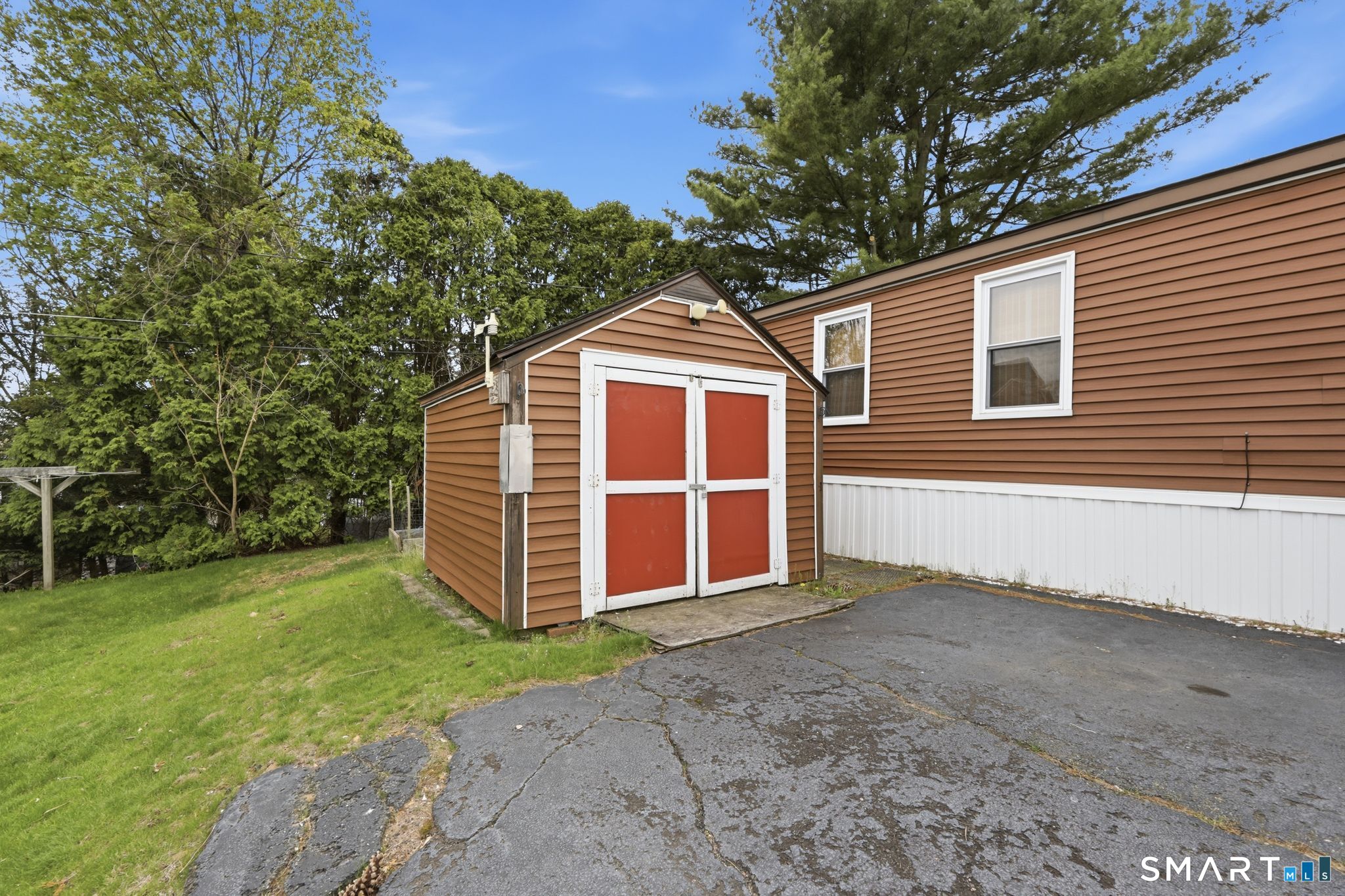 325 Kelly Road Vernon CT 06066