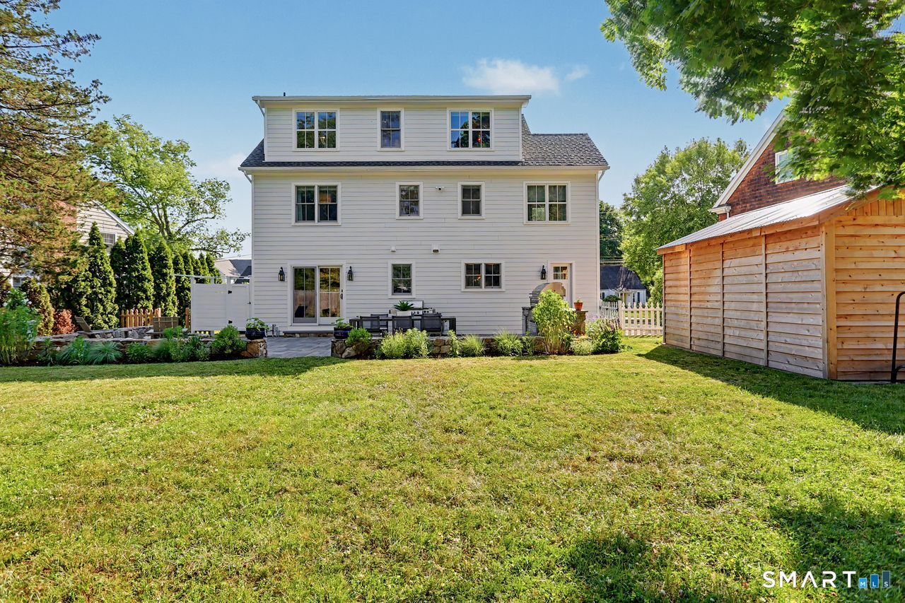 240 Henry Street Fairfield CT 06824