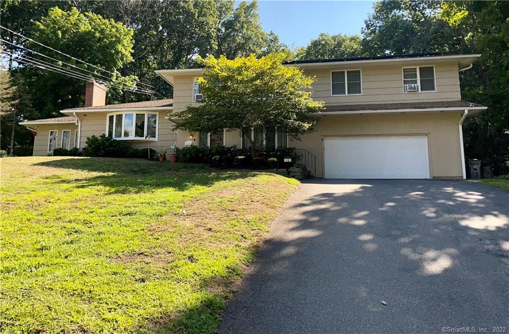 18 Plymouth Lane Manchester CT 06040