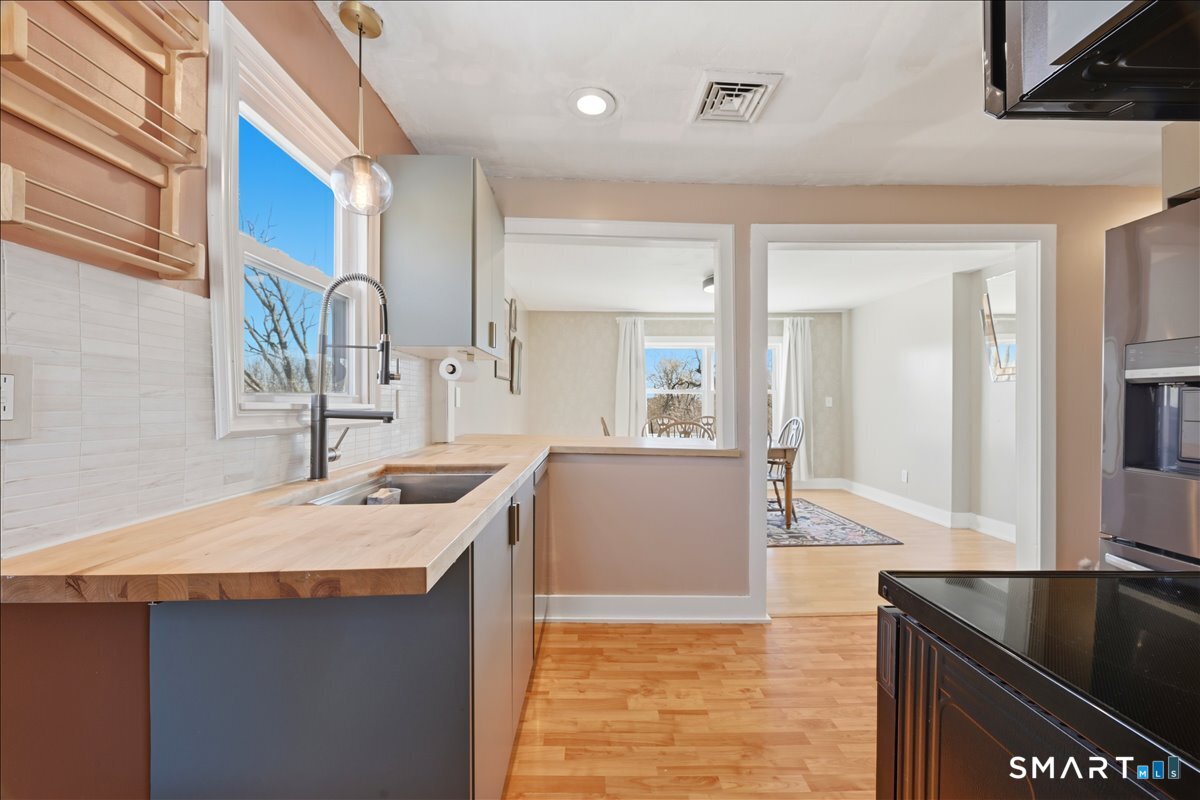 76 Gay Hill Road Montville CT 06382