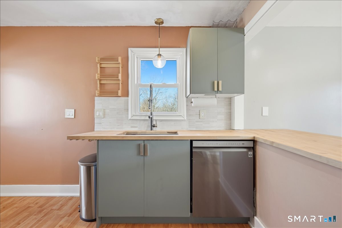 76 Gay Hill Road Montville CT 06382